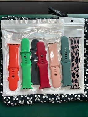 7 Mixed Silicone Apple Watch Bands - Coral, Green, Red, Blush, Teal + Leopard